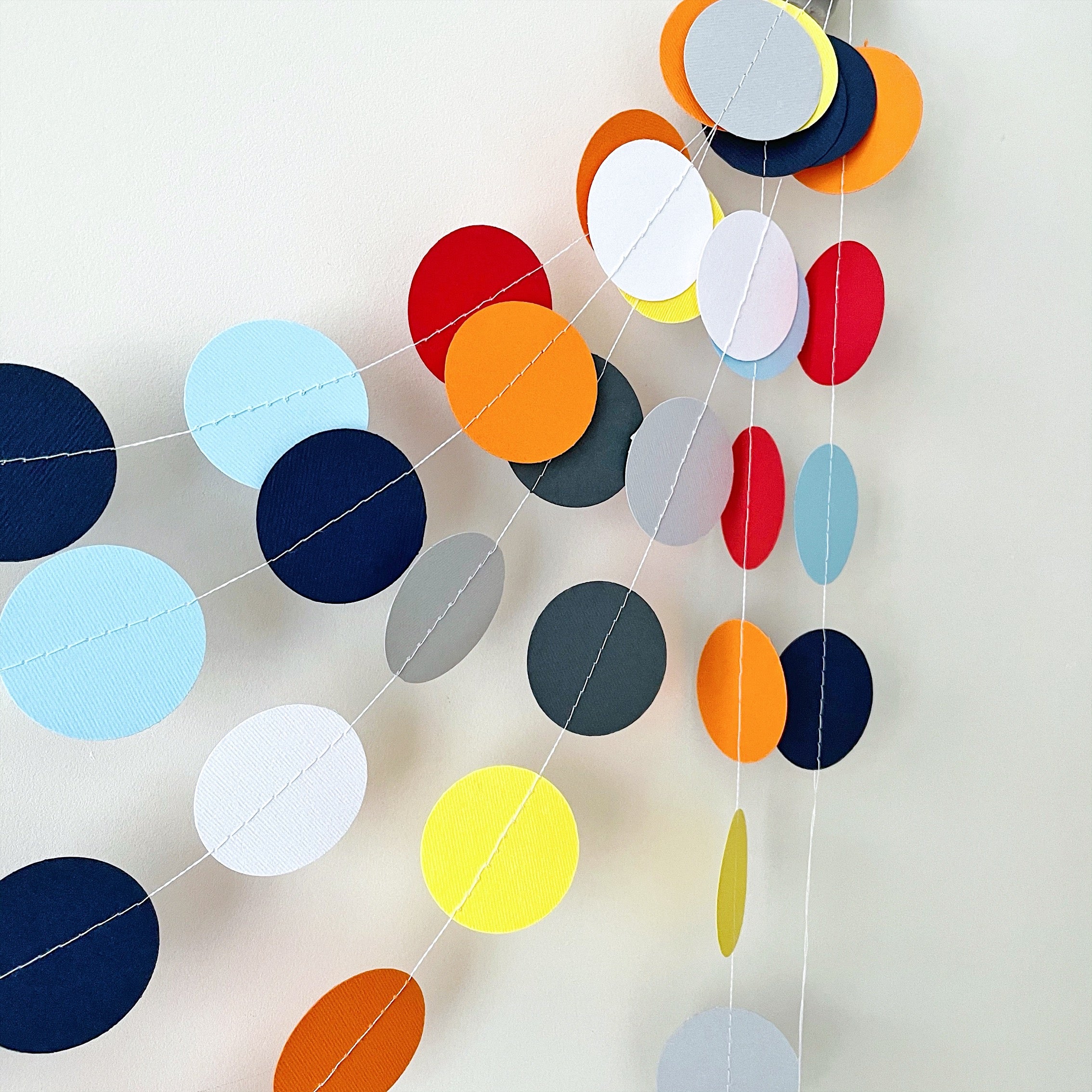 Space Circle Garland