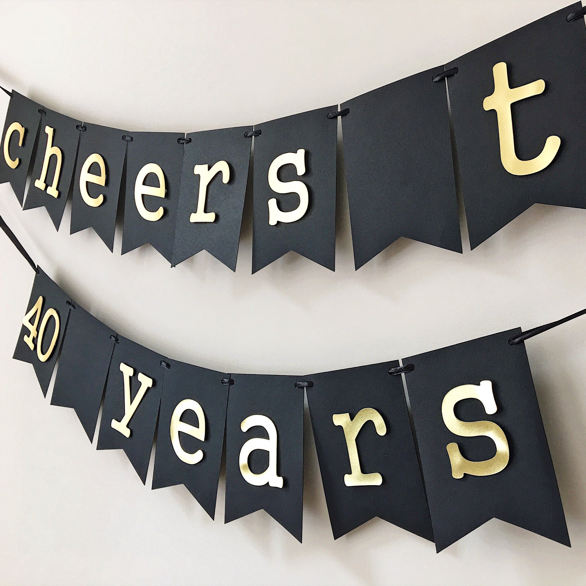 Minimalist banner "Cheers to Age" Black Gold Happy Birthday Banner Personalized Black Gold Banner Black Gold Decorations Women 40th 50th 60th Birthday Banner Cheers to 40 Years