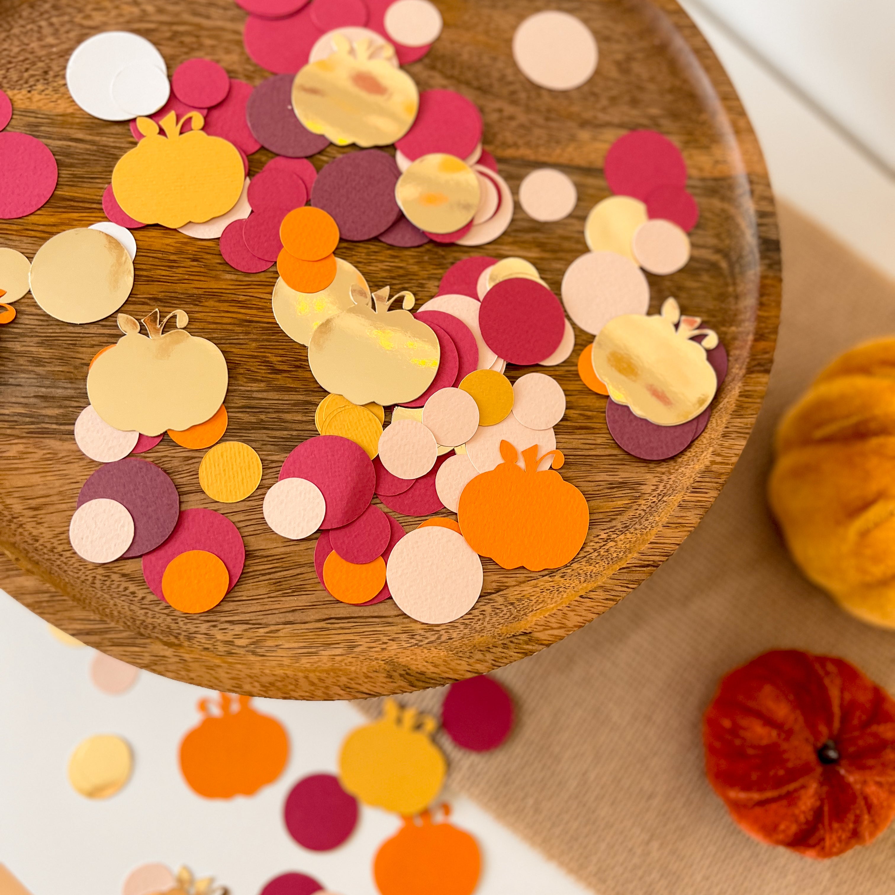 Autumn Pumpkin Paper Confetti Thanksgiving Table Decorations