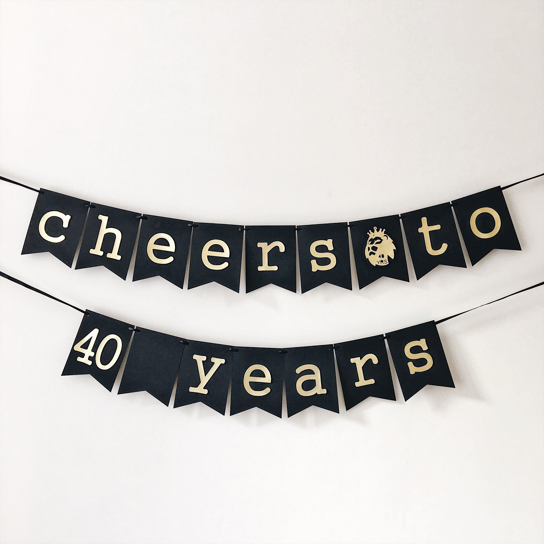 Minimalist banner "Cheers to Age" Black Gold Happy Birthday Banner Personalized Black Gold Banner Black Gold Decorations Women 40th 50th 60th Birthday Banner Cheers to 40 Years