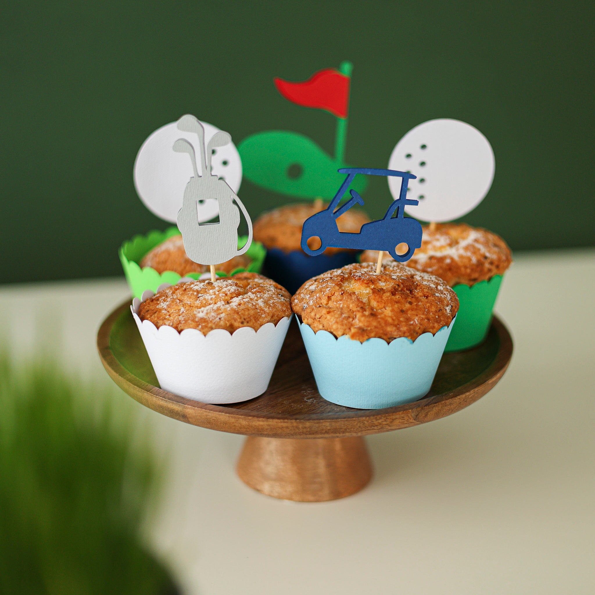 Golf Cupcake Toppers – Hole in One Birthday, Retirement, & Masters "Par-Tee" Decorations