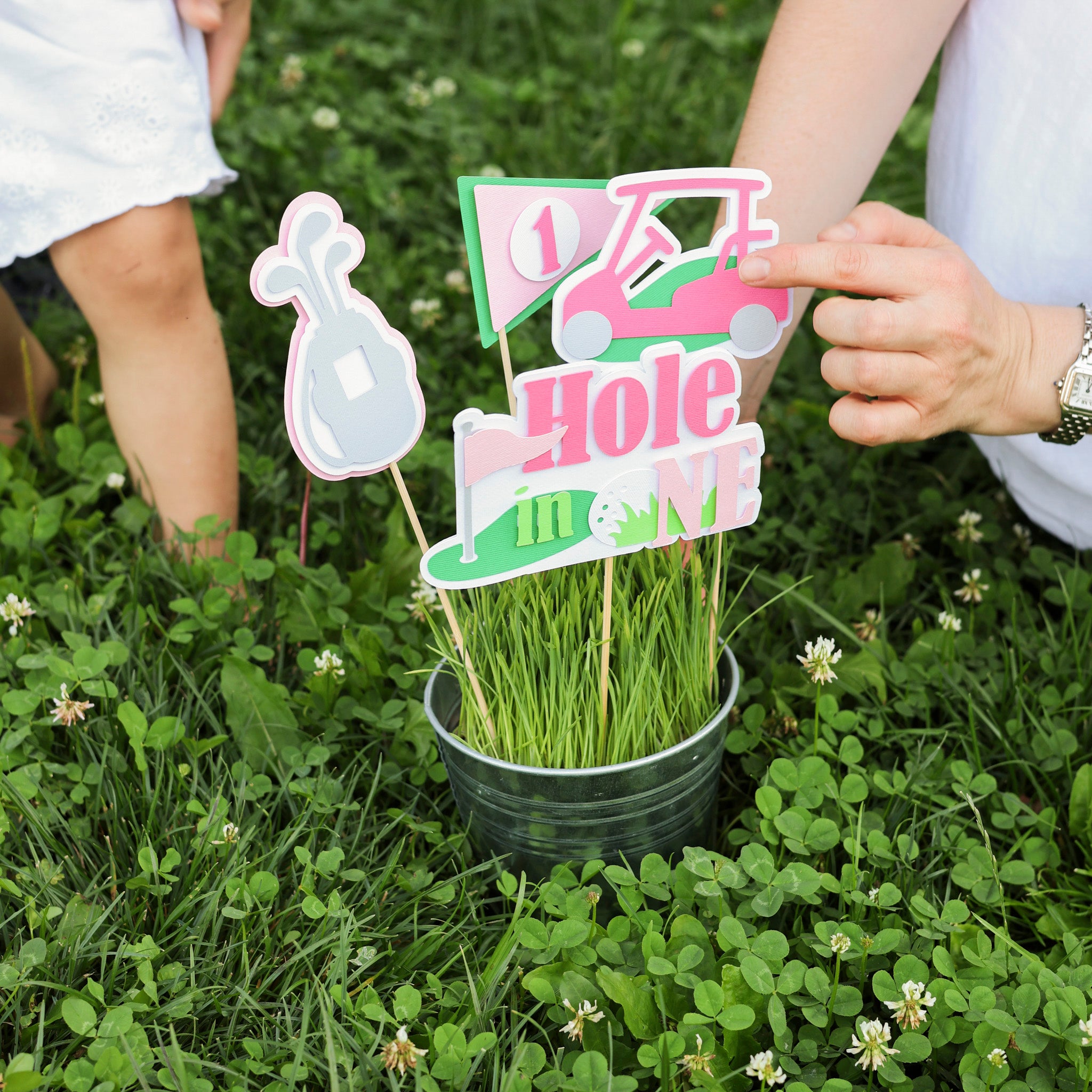 Hole in One Golf Birthday Centerpiece Kit - Sports Party Decor