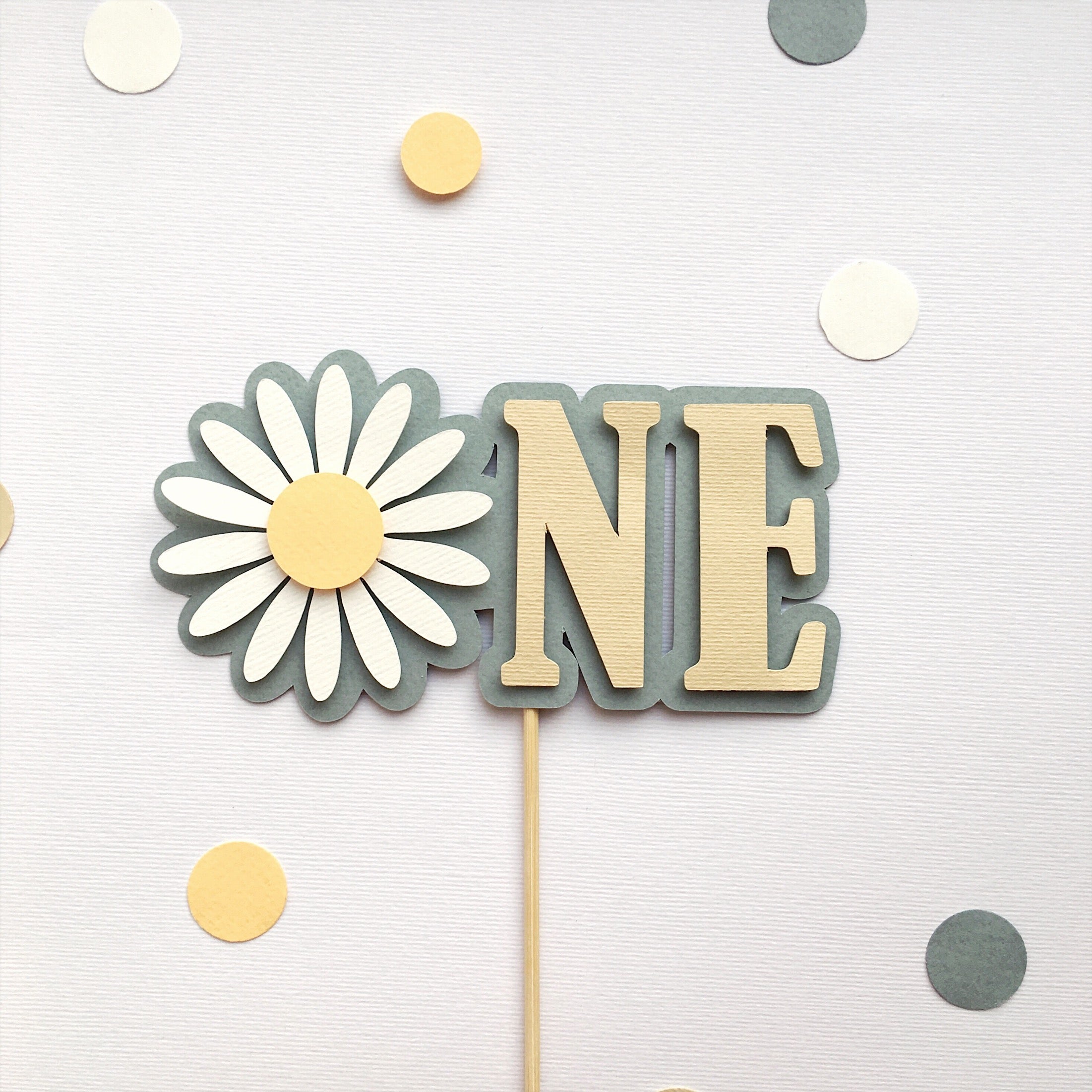 Daisy Cake Topper